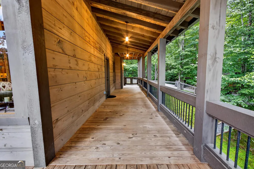 50 Broken Arrow PATH Blue Ridge, GA 30513