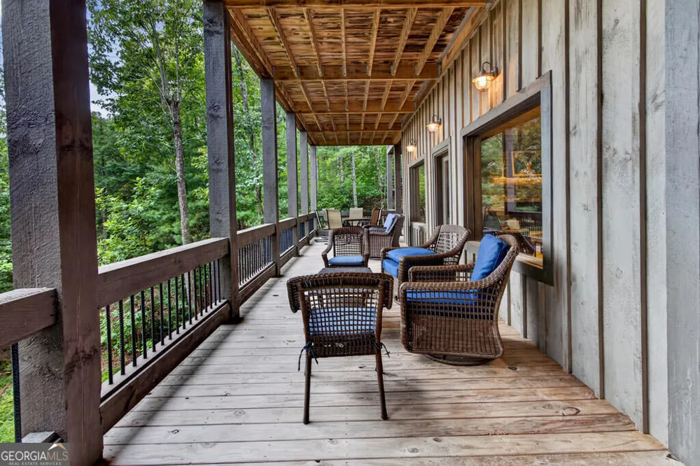 50 Broken Arrow PATH Blue Ridge, GA 30513