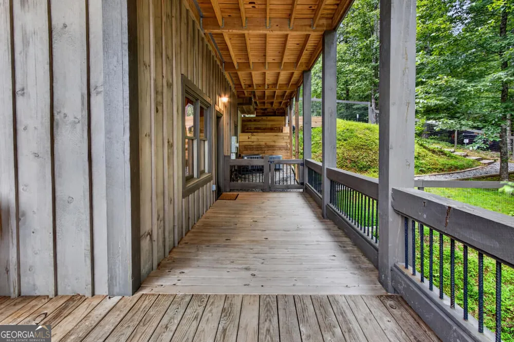 50 Broken Arrow PATH Blue Ridge, GA 30513