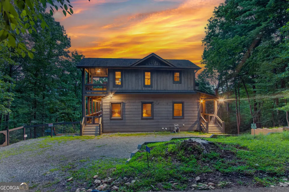 50 Broken Arrow PATH Blue Ridge, GA 30513