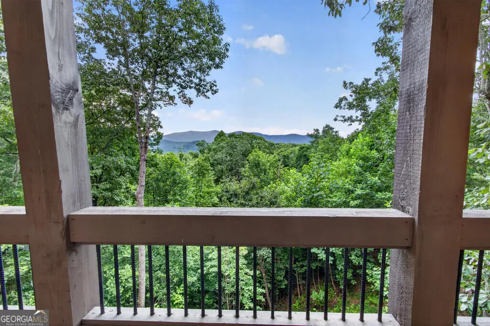 50 Broken Arrow PATH Blue Ridge, GA 30513