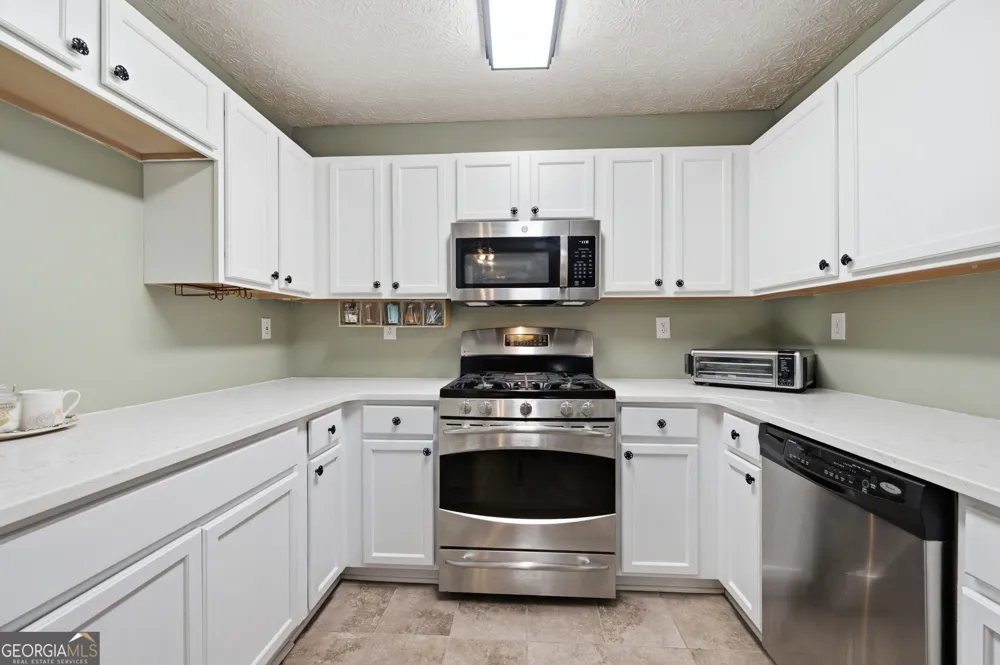 1059 Athena CT Acworth, GA 30101
