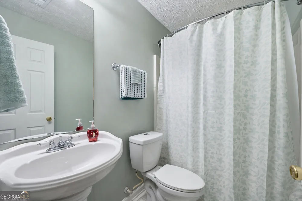 1059 Athena CT Acworth, GA 30101