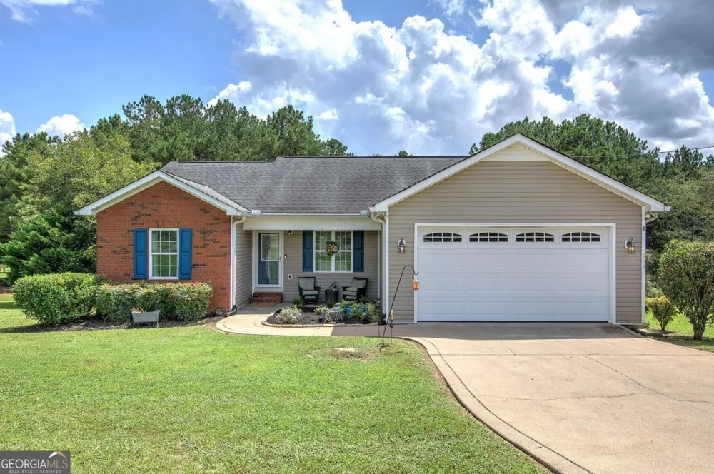 152 Brewer RD Kingston, GA 30145