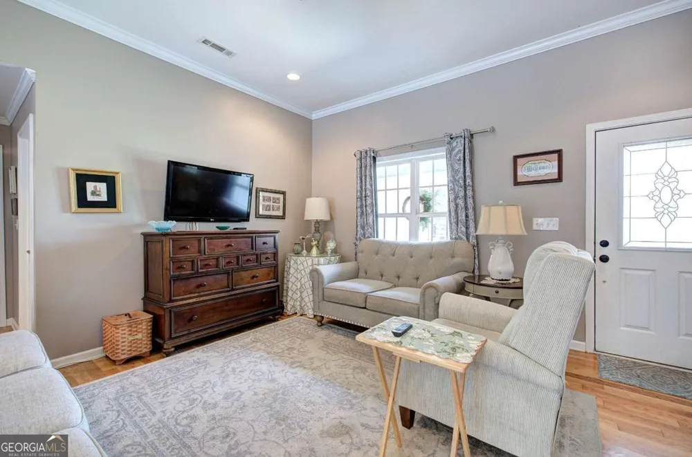 152 Brewer RD Kingston, GA 30145