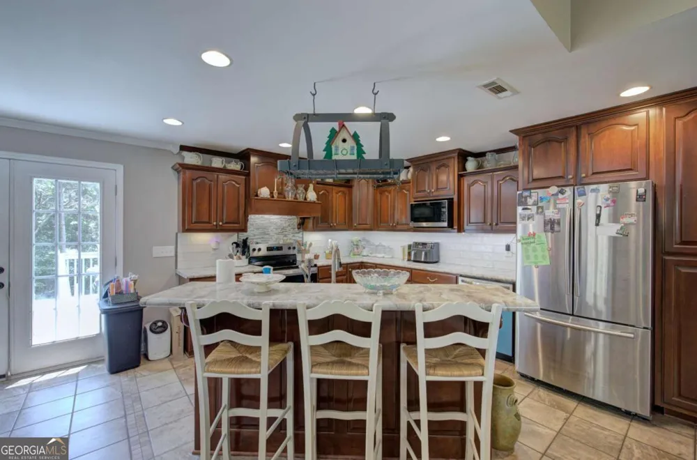 152 Brewer RD Kingston, GA 30145