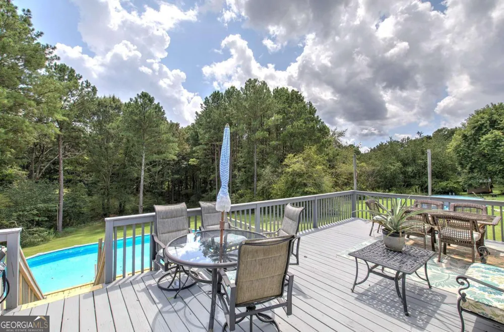152 Brewer RD Kingston, GA 30145