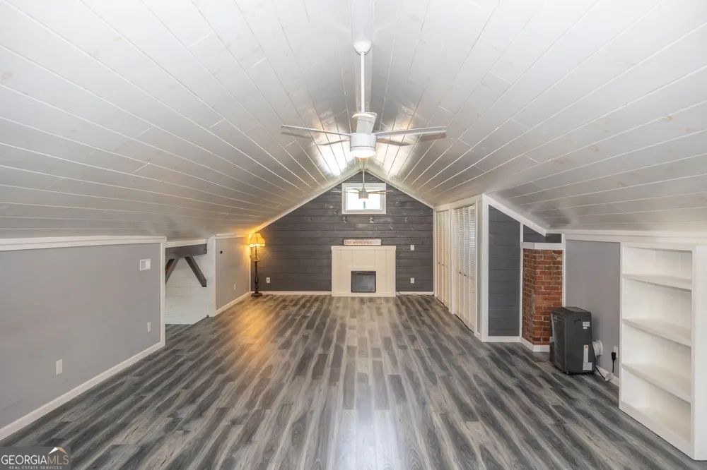 32 Toccoa AVE McCaysville, GA 30555