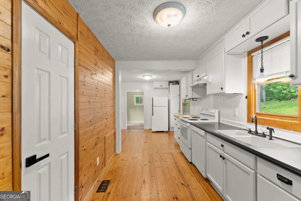 34 Somerset PL Dahlonega, GA 30533