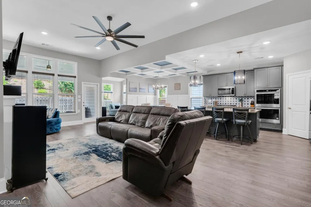 542 Bray ST Woodstock, GA 30188
