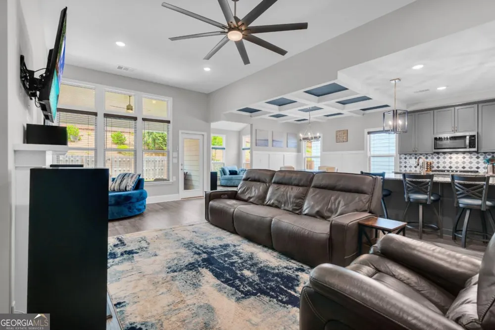 542 Bray ST Woodstock, GA 30188