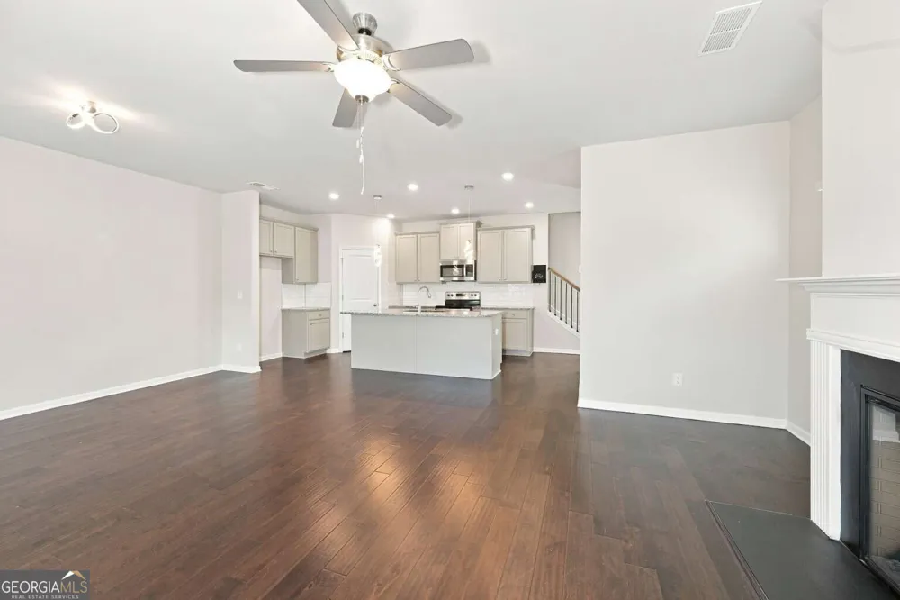 2198 Justify LN Lithonia, GA 30058