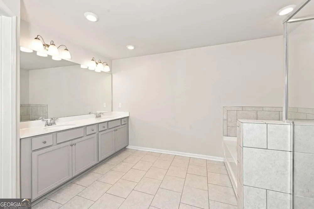 2198 Justify LN Lithonia, GA 30058