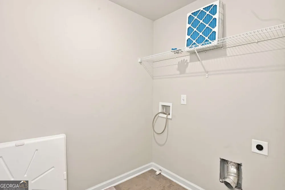 2198 Justify LN Lithonia, GA 30058