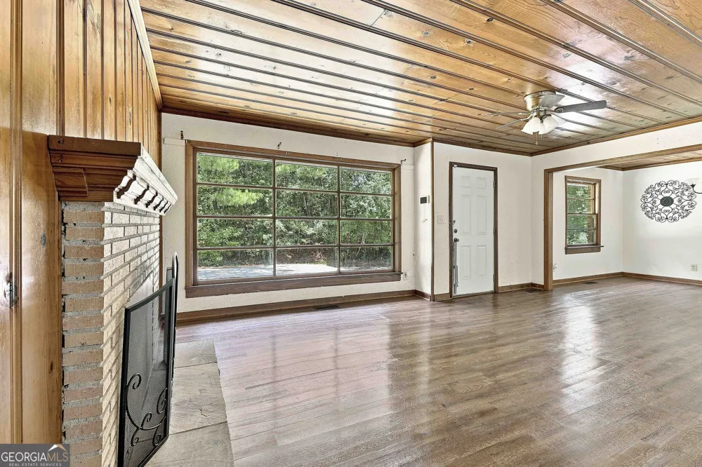490 Mehaffey DR Fairburn, GA 30213