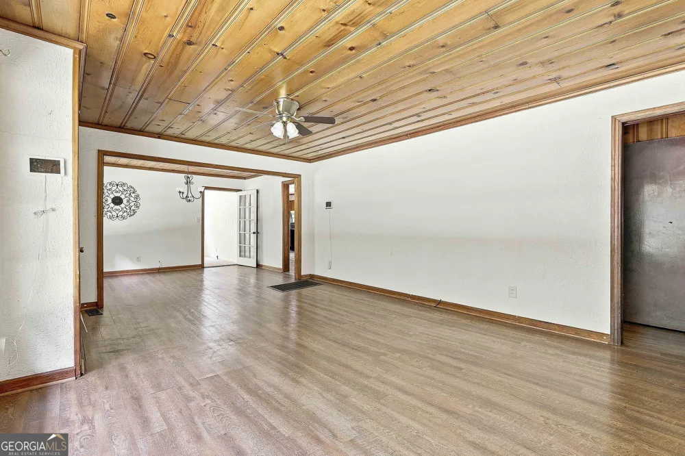 490 Mehaffey DR Fairburn, GA 30213