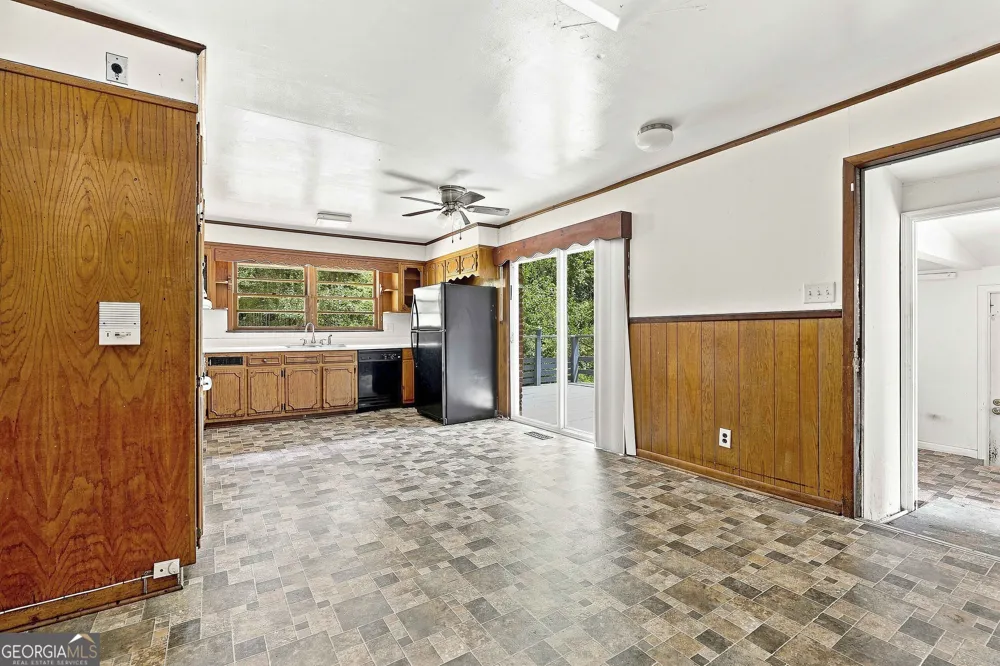 490 Mehaffey DR Fairburn, GA 30213