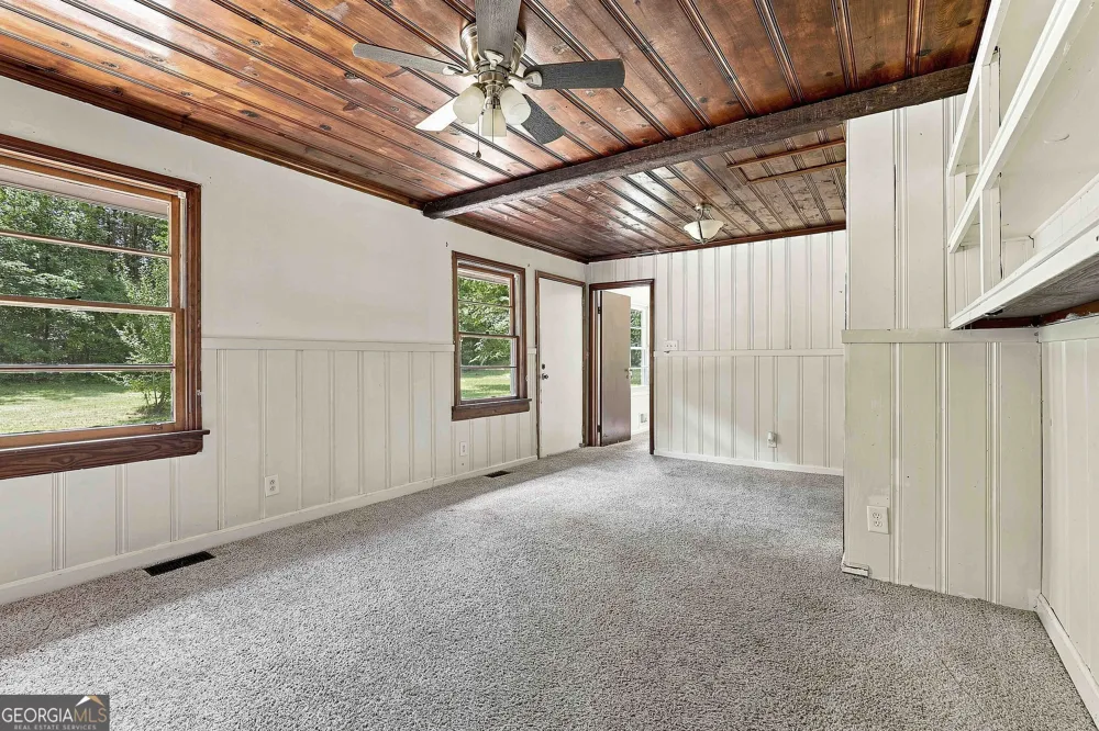 490 Mehaffey DR Fairburn, GA 30213