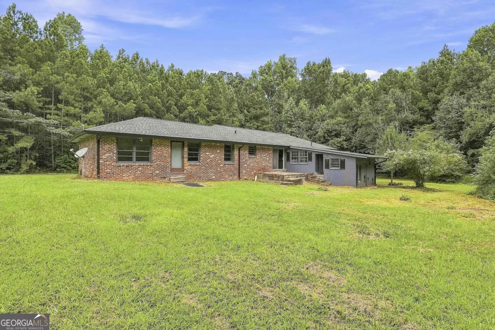 490 Mehaffey DR Fairburn, GA 30213