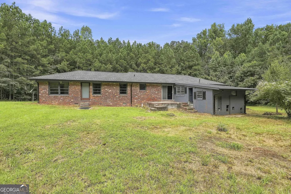490 Mehaffey DR Fairburn, GA 30213