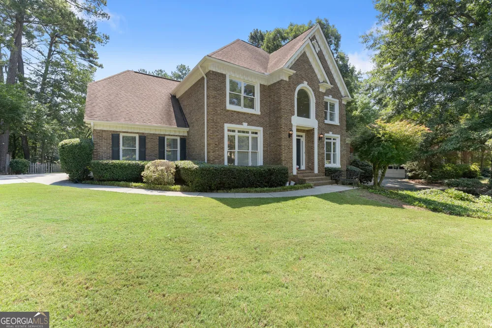 1430 Roanoke TRCE Grayson, GA 30017