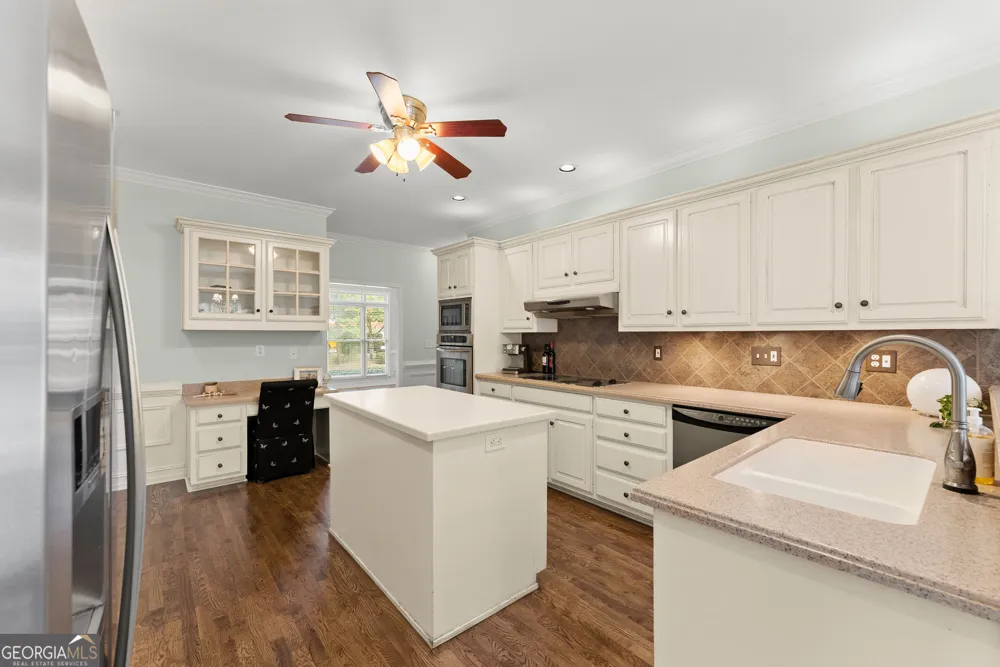 1430 Roanoke TRCE Grayson, GA 30017