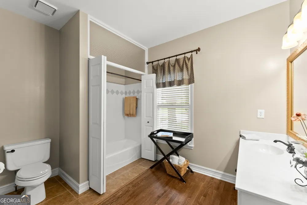 1430 Roanoke TRCE Grayson, GA 30017