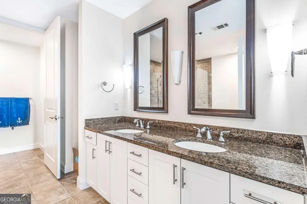 270 17th ST NW Atlanta, GA 30363