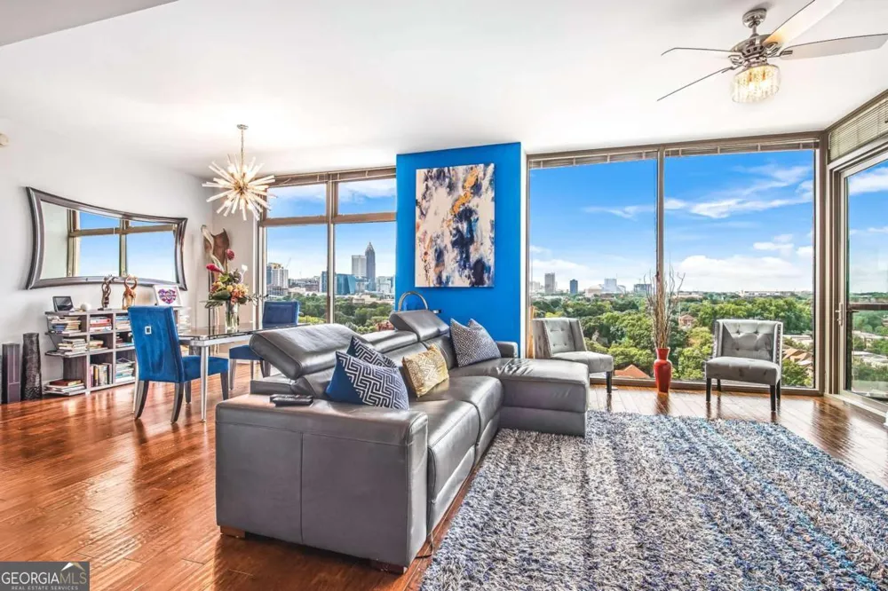 270 17th ST NW Atlanta, GA 30363