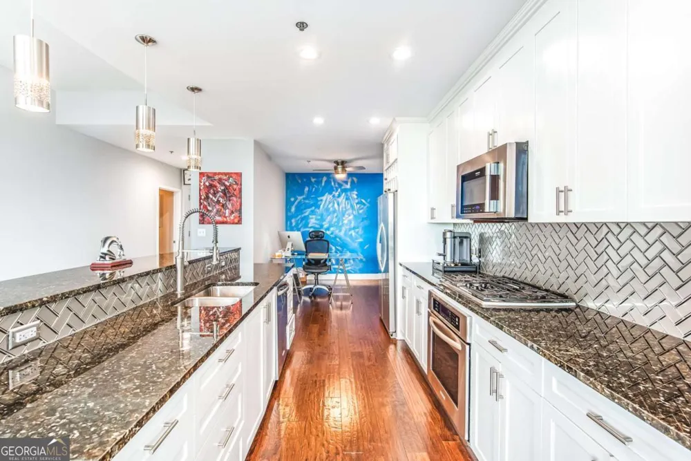 270 17th ST NW Atlanta, GA 30363