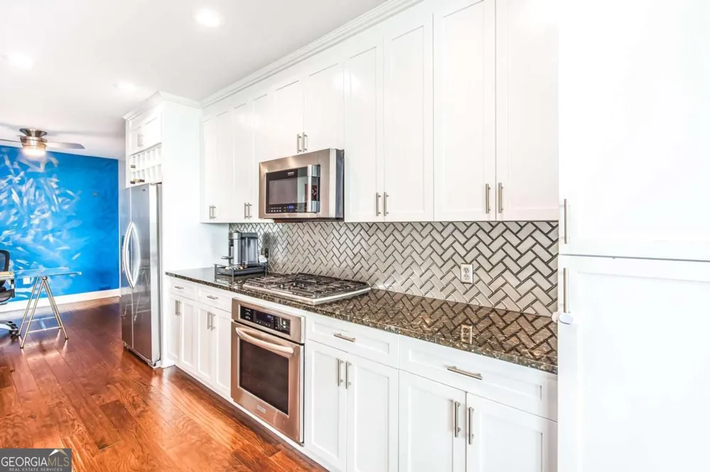 270 17th ST NW Atlanta, GA 30363