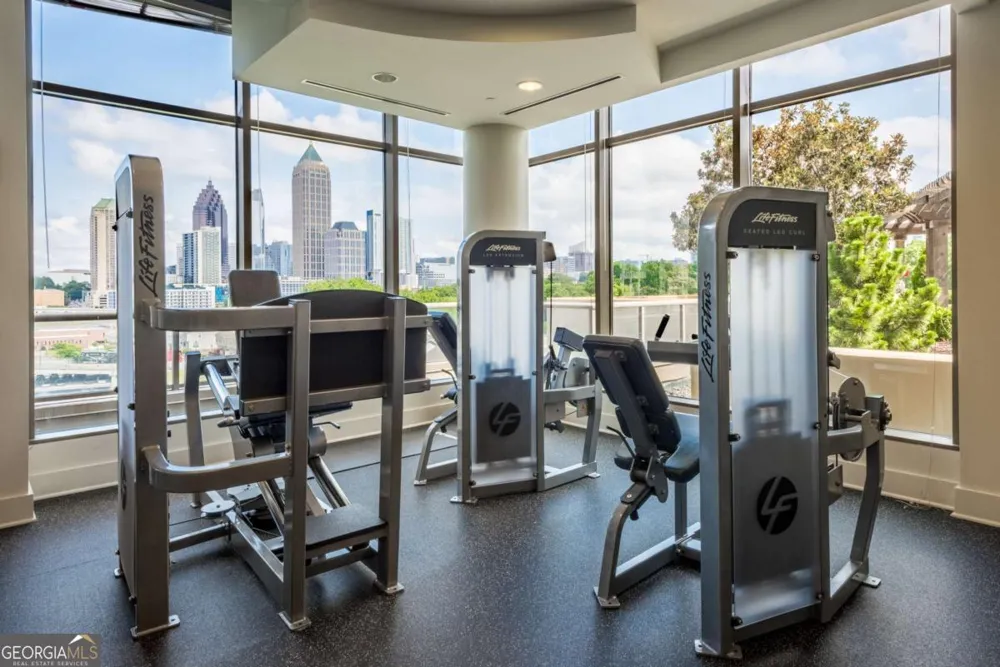 270 17th ST NW Atlanta, GA 30363