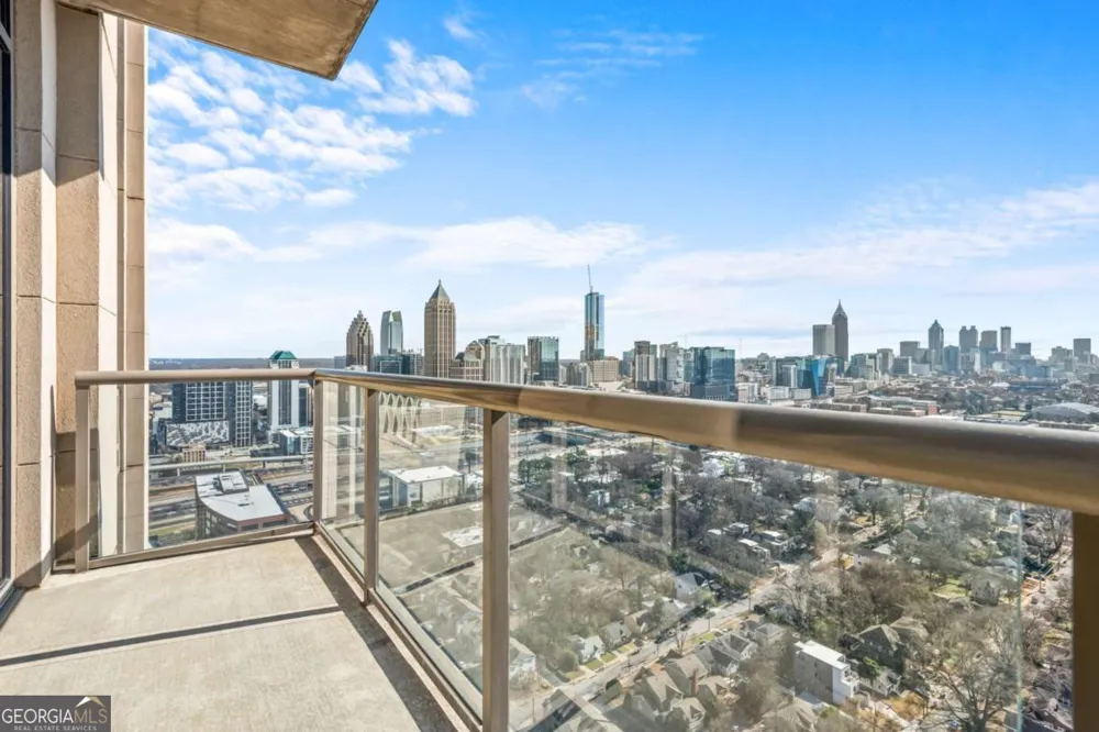 270 17th ST NW Atlanta, GA 30363