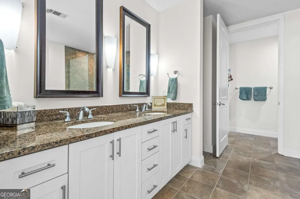 270 17th ST NW Atlanta, GA 30363
