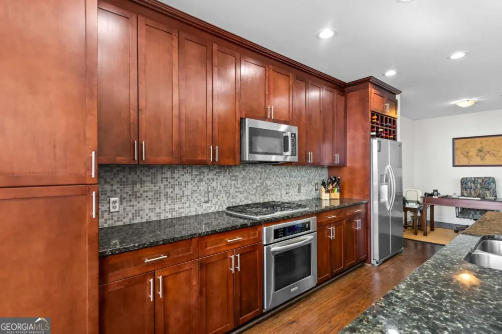 270 17th ST NW Atlanta, GA 30363