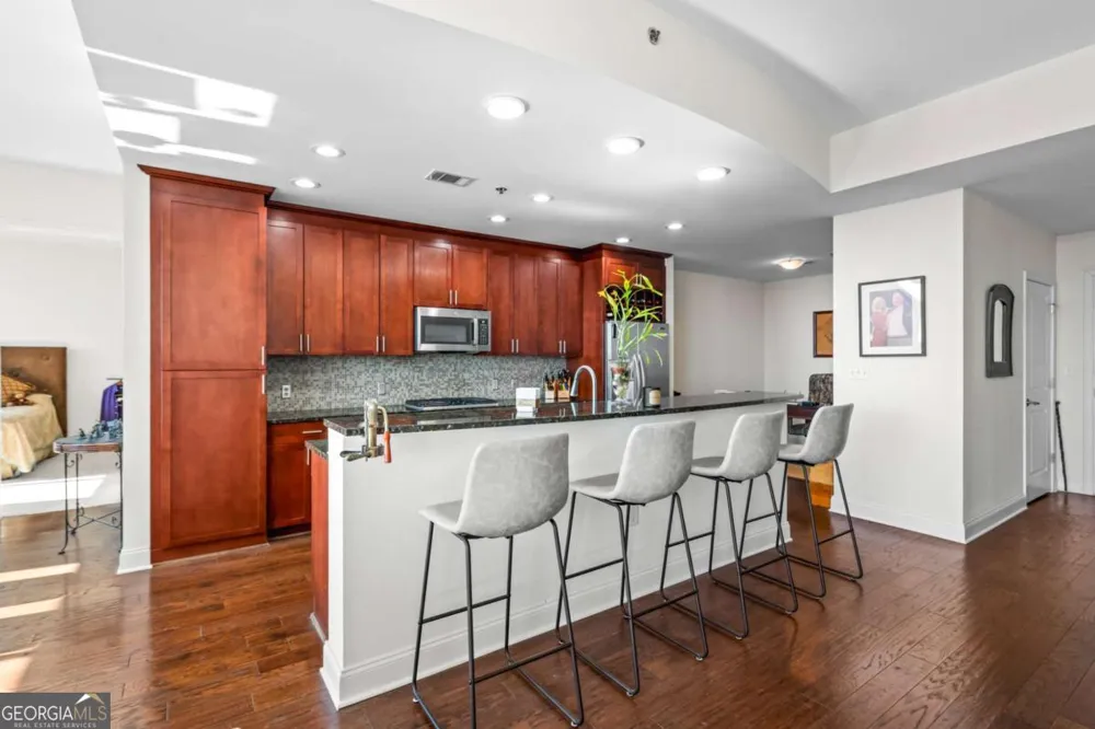 270 17th ST NW Atlanta, GA 30363