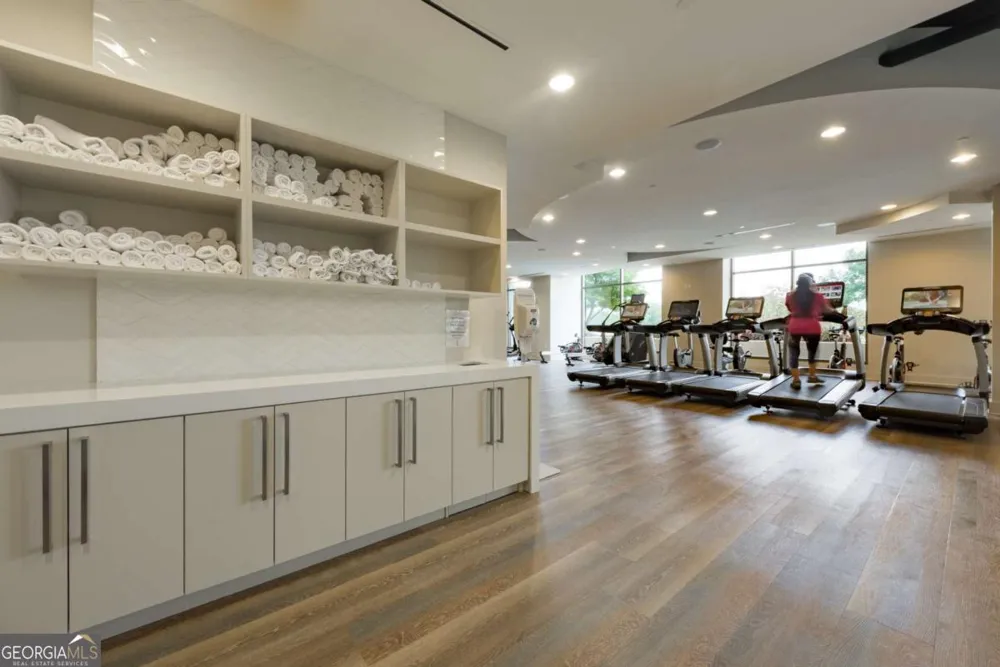 270 17th ST NW Atlanta, GA 30363