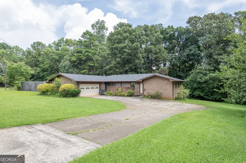 4012 Kings HWY Douglasville, GA 30135