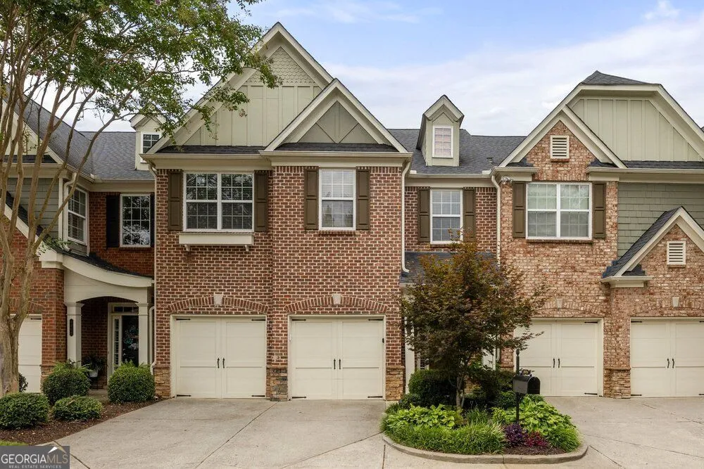 1606 Lexington DR Roswell, GA 30075