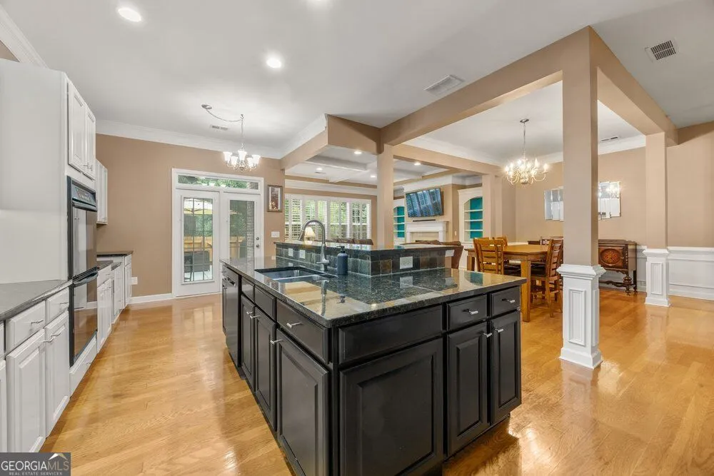 1606 Lexington DR Roswell, GA 30075
