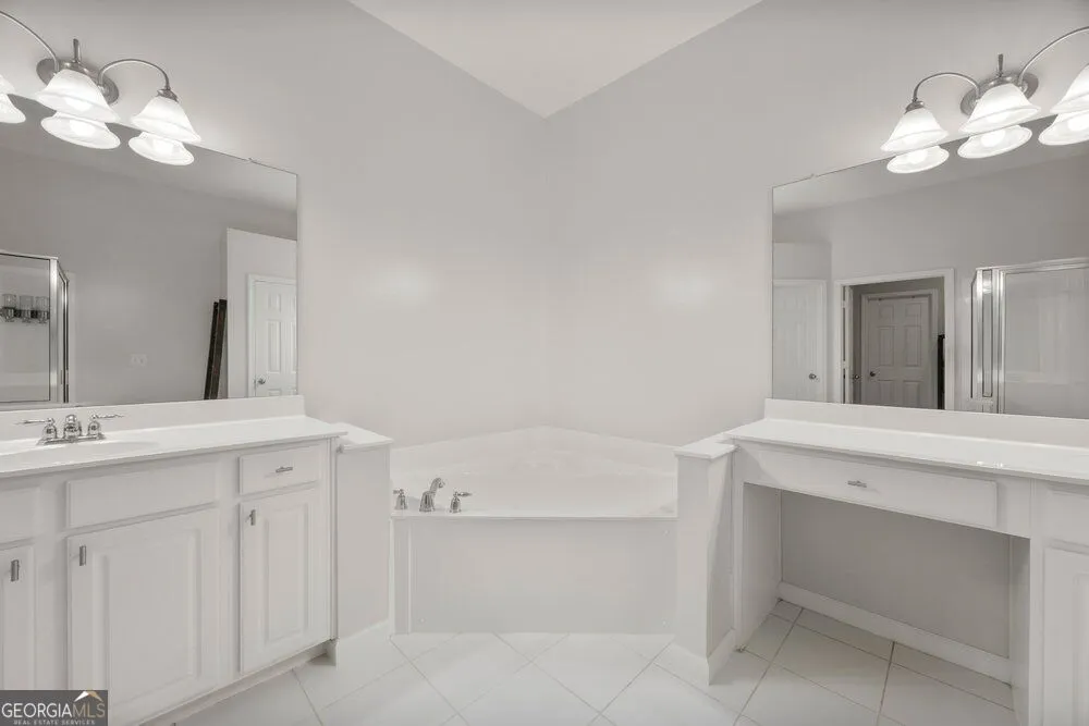 1606 Lexington DR Roswell, GA 30075