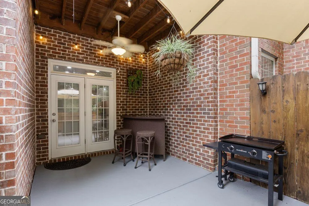1606 Lexington DR Roswell, GA 30075