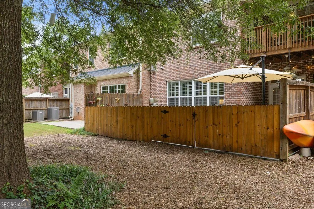 1606 Lexington DR Roswell, GA 30075