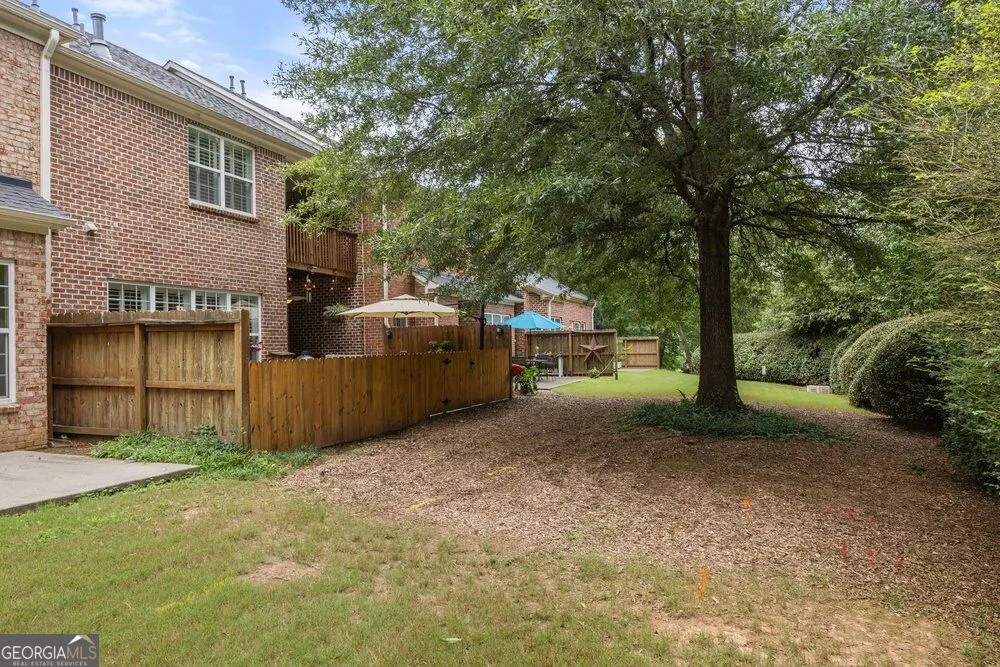 1606 Lexington DR Roswell, GA 30075
