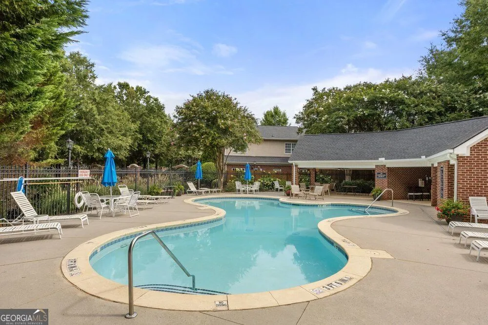 1606 Lexington DR Roswell, GA 30075