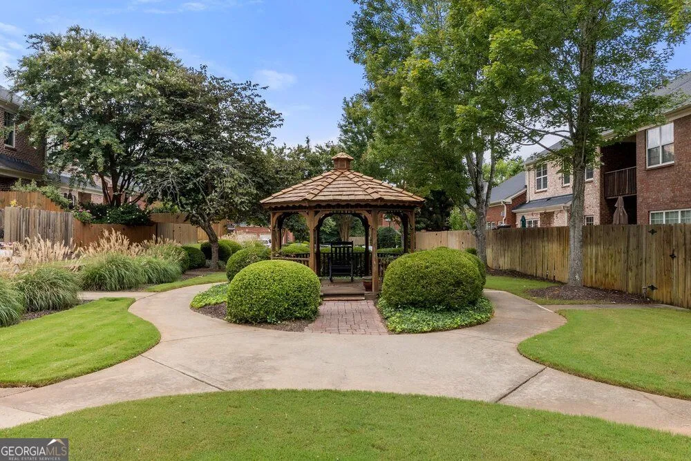 1606 Lexington DR Roswell, GA 30075