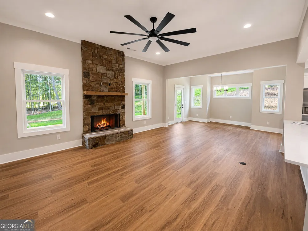 238 Signing Tree TRL Clarkesville, GA 30523