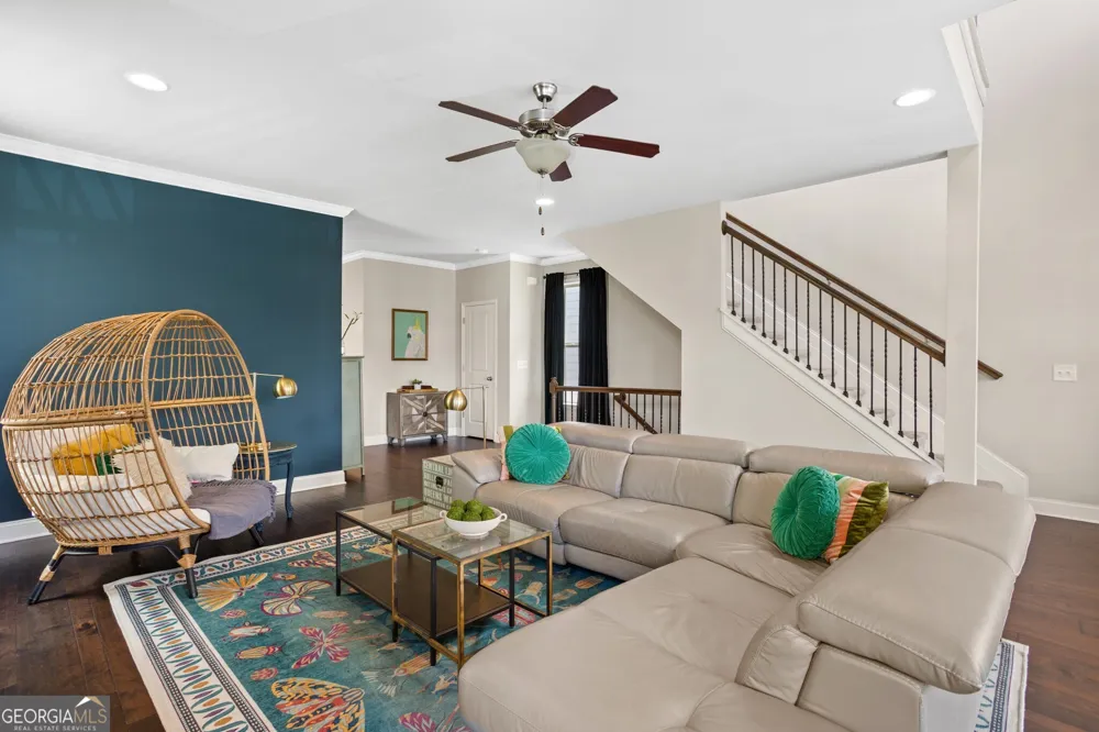 1229 Ridenour LN Kennesaw, GA 30152