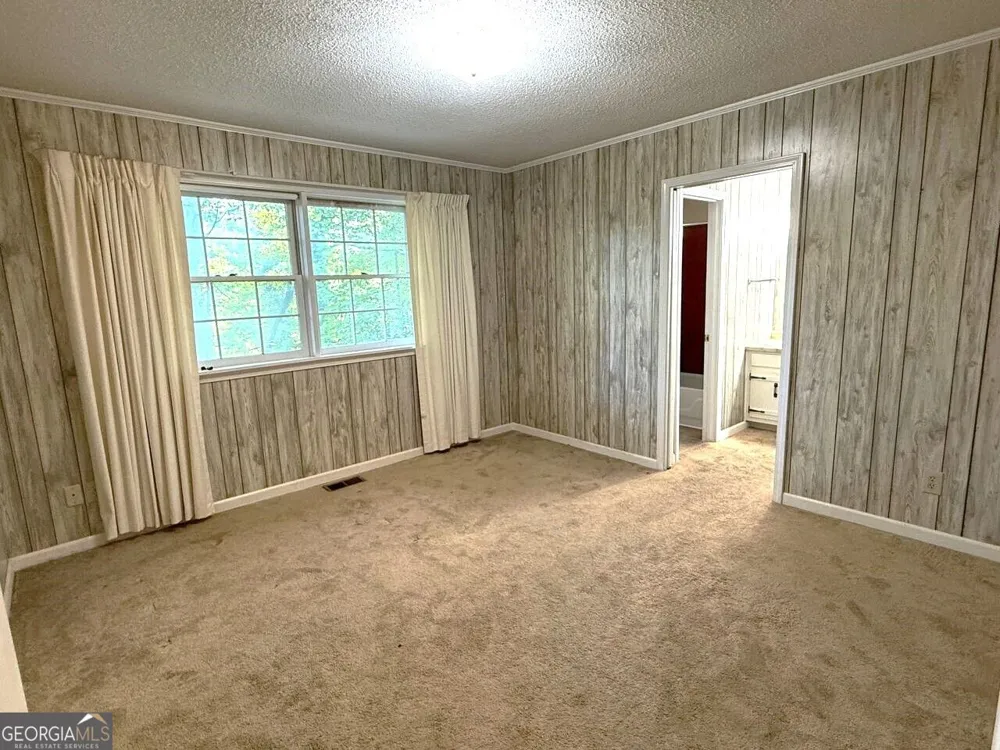 398 Taylors Chapel RD Rabun Gap, GA 30568