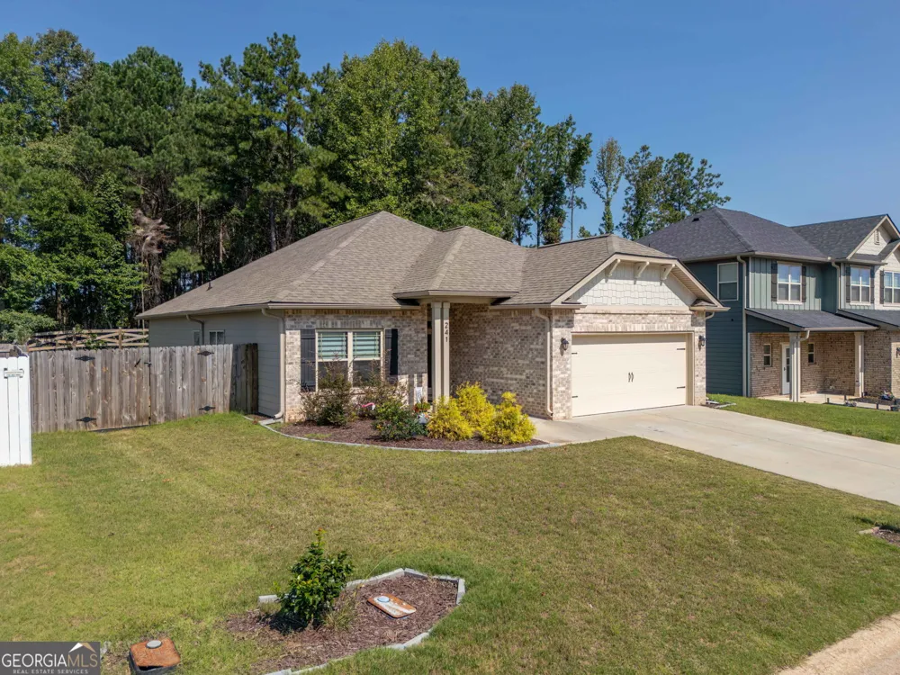 241 Magnolia Villas DR Cornelia, GA 30531